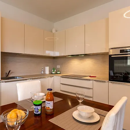 Luna By Interhome * Gravedona